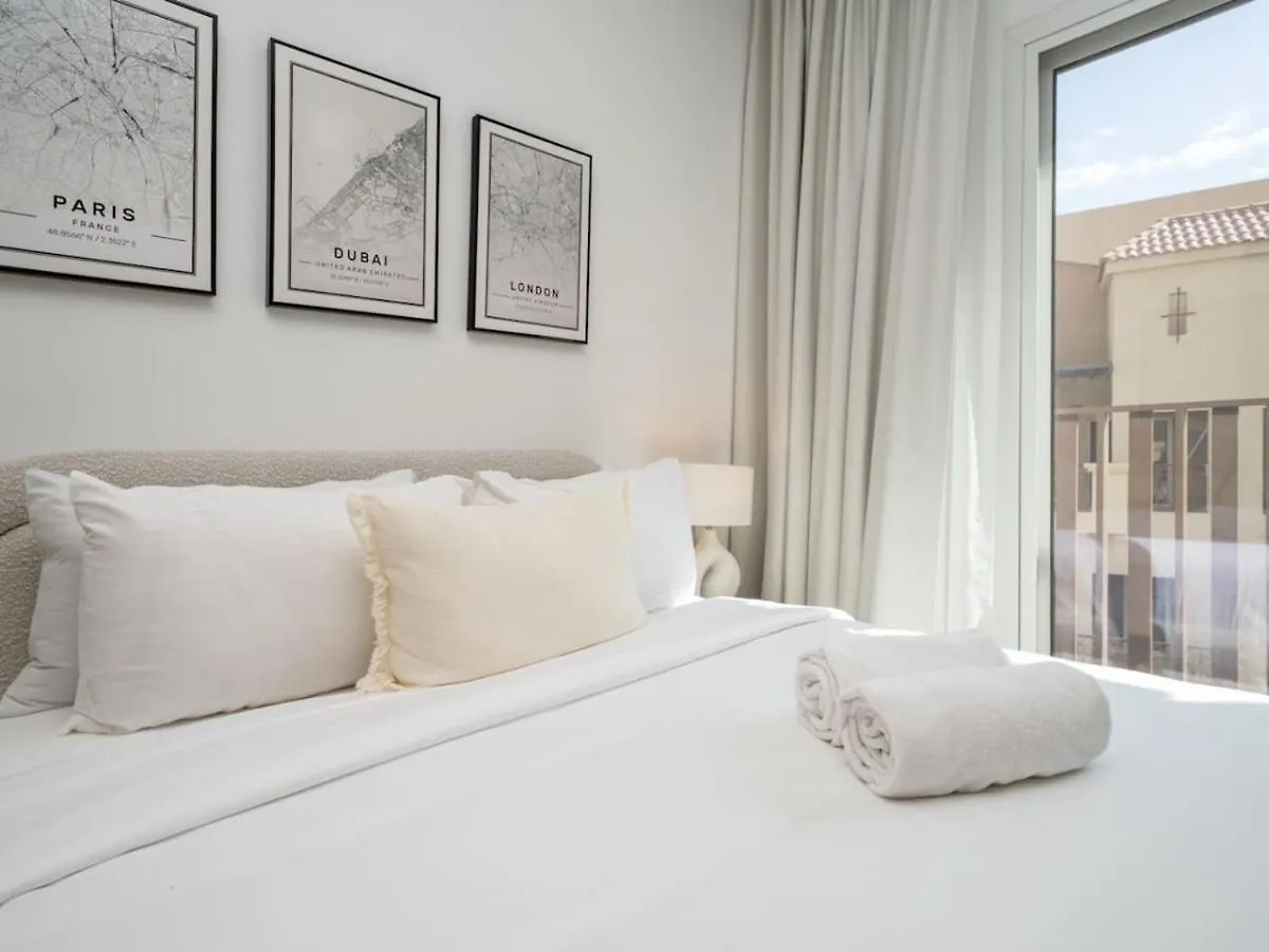 Stylish Eaton Place Studio In Jvc Dubai