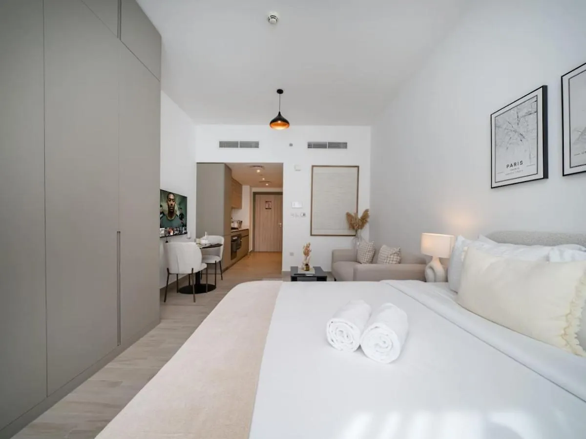 Apartment Stylish Eaton Place Studio In Jvc Dubai