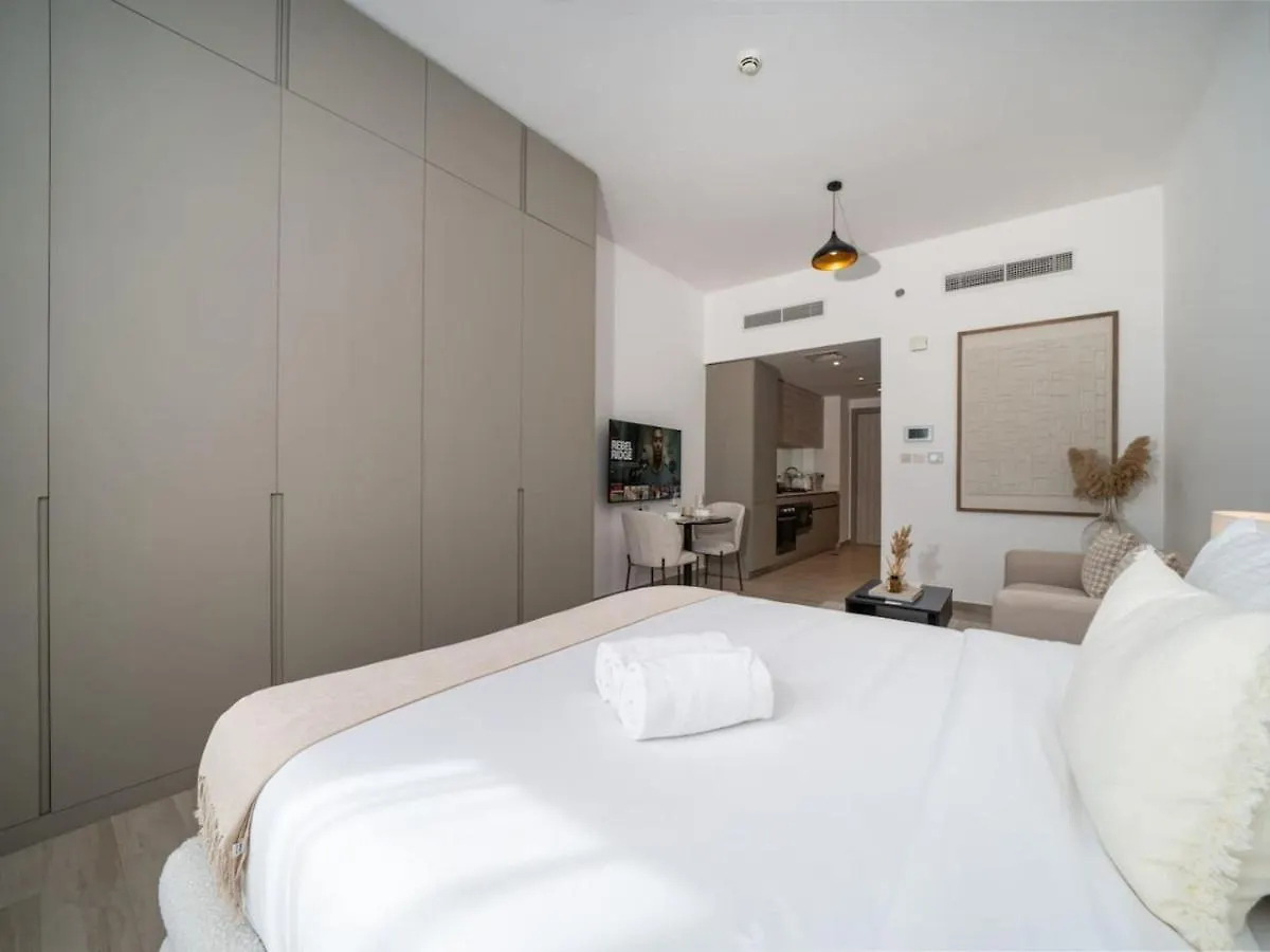 Stylish Eaton Place Studio In Jvc Dubai 0*,